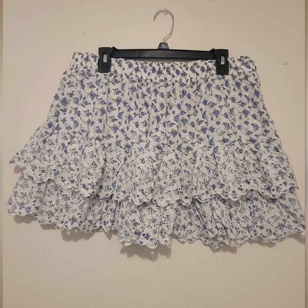 Chic Floral Ruffle Mini Skirt
